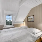 Gunhwat - 350m To The Fjord By Interhome 링쾨빙